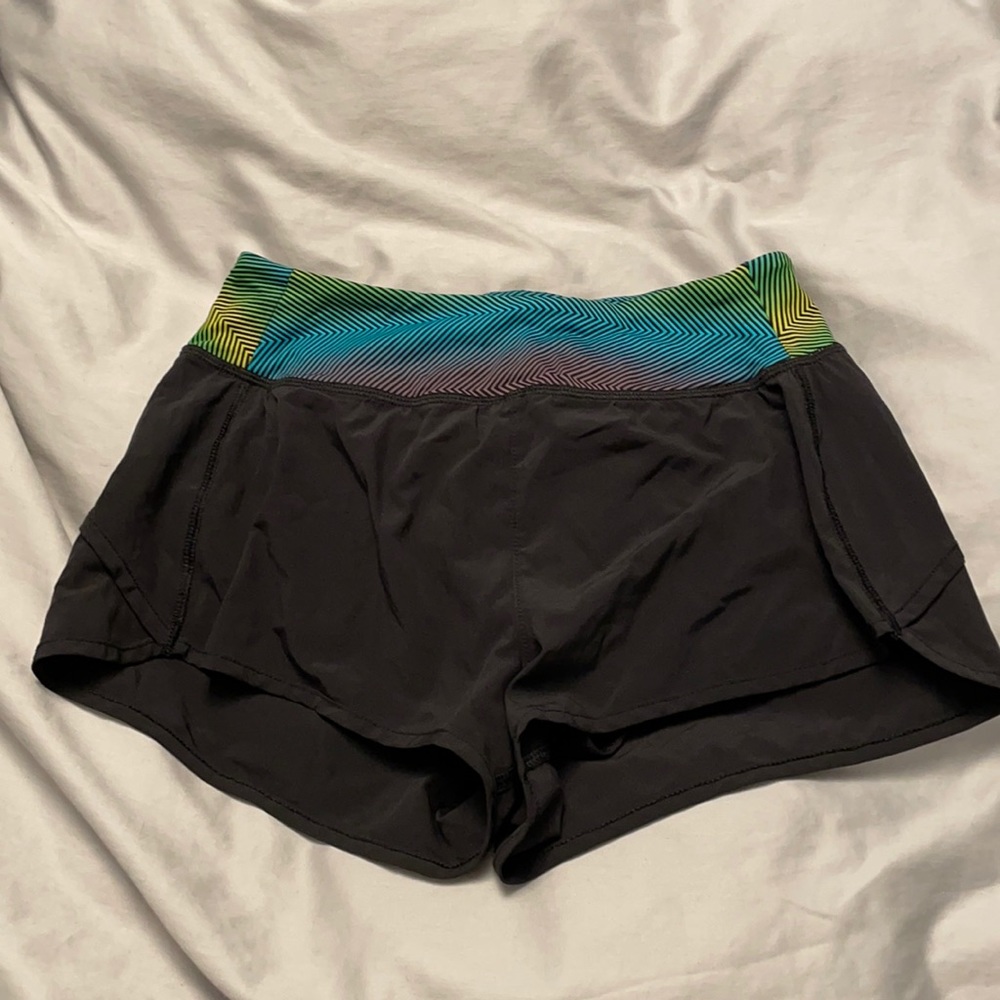 Active shorts with brief lining